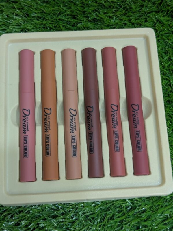 HENG FANG DREAM LIPSTICK