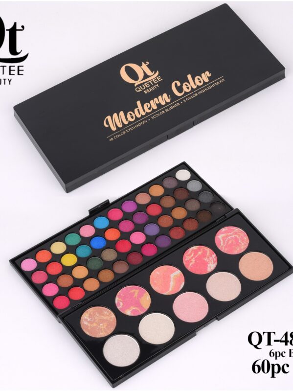 QT MakeUp Kits