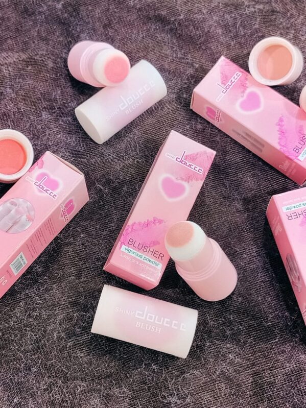 SHINY douccc BLUSHER