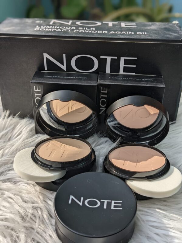 Note Luminous silk compact powder again oil
